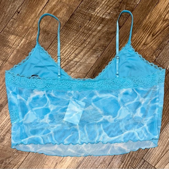 SOLD 💕NWT Forever 21+ Water Print Lace Trim Cami - Picture 10 of 12